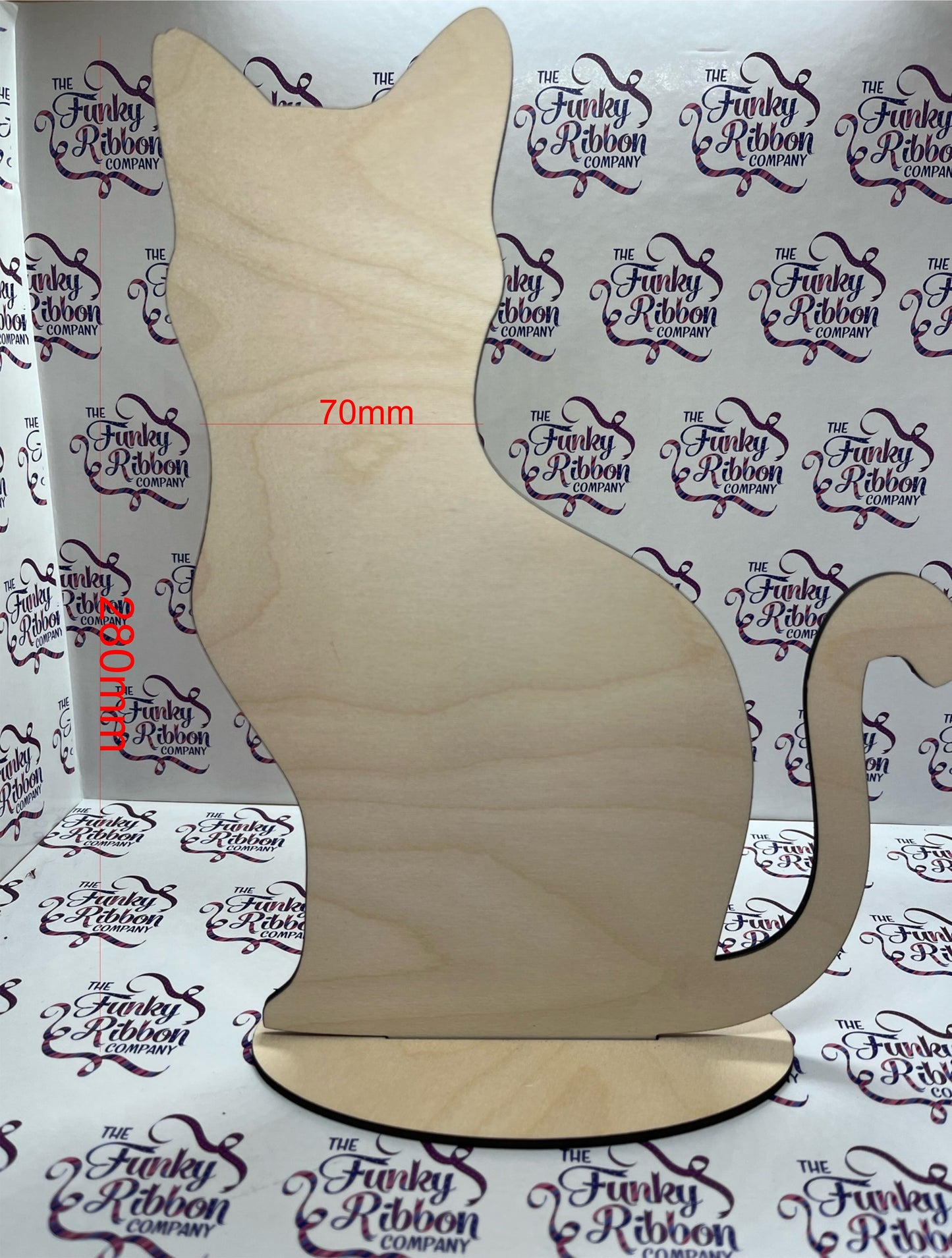 Cat display stand image 0